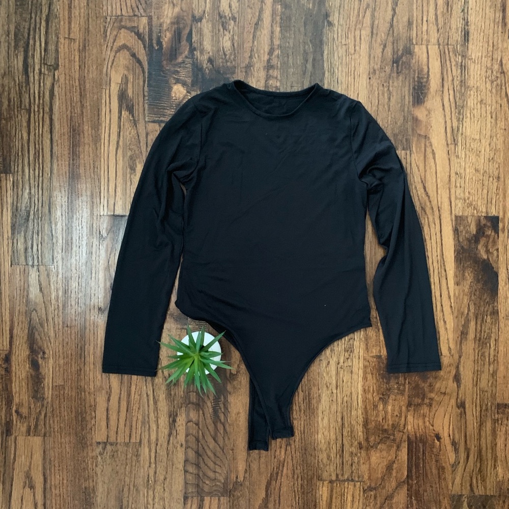 COPY - Black long sleeve bodysuit. Small.